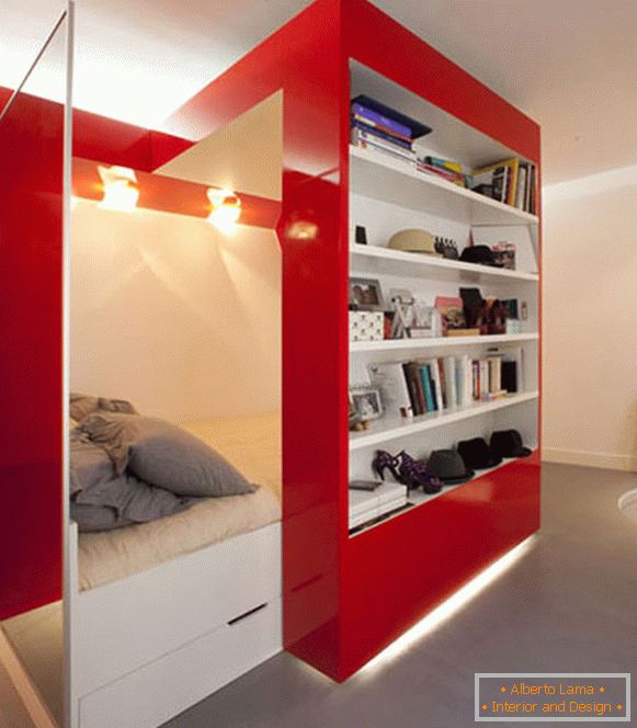 Dizajnirajte apartmane u bijeloj, crvenoj i sivoj boji