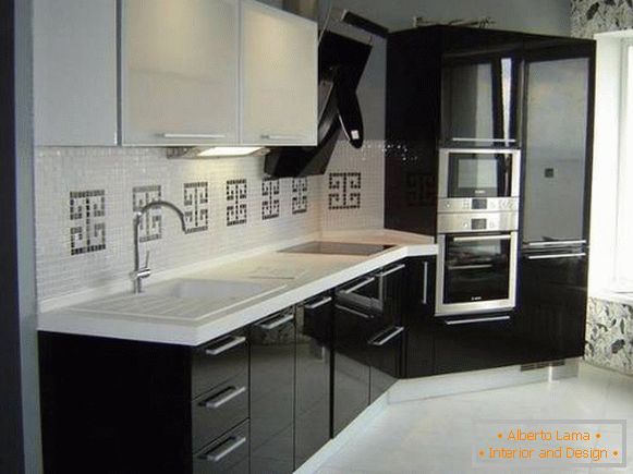 Crno-bela kuhinja, slika 18