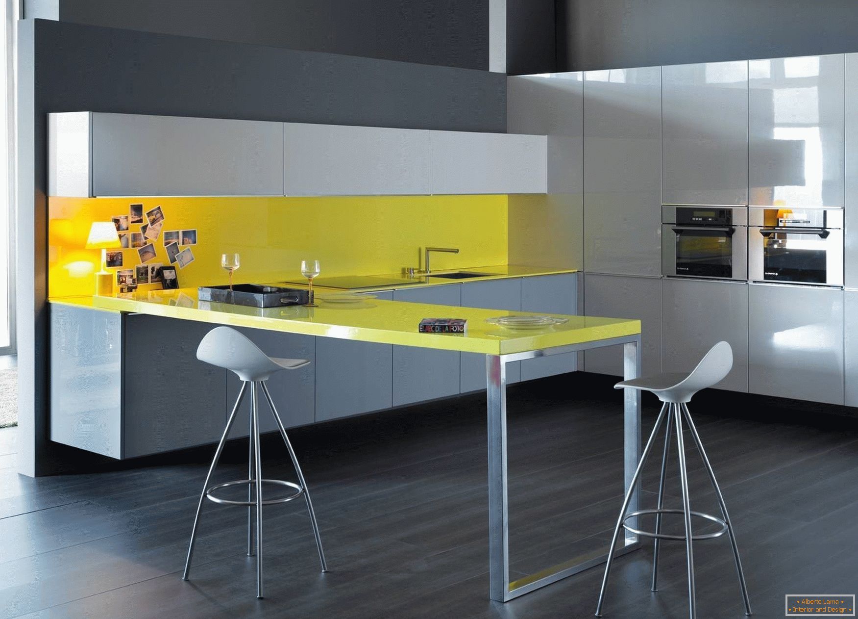 Žuto-siva kuhinja dizajn
