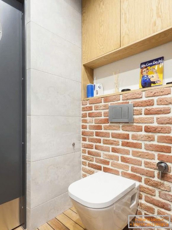 Dizajn malog toaleta - fotografija u stilu potkrovlja