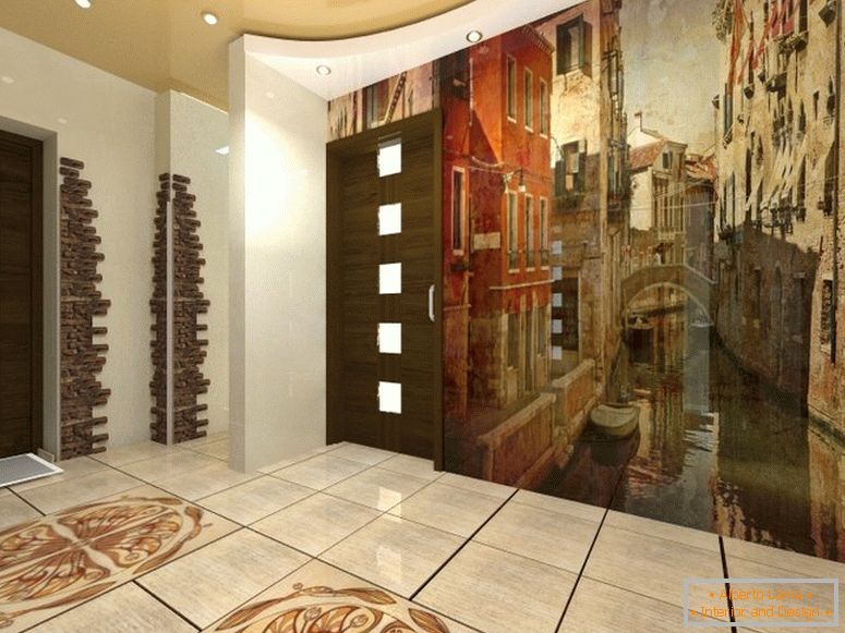 Predivan hodnik sa freskama