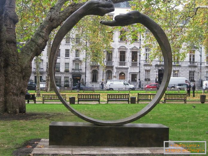 Skulptura u Londonskom parku