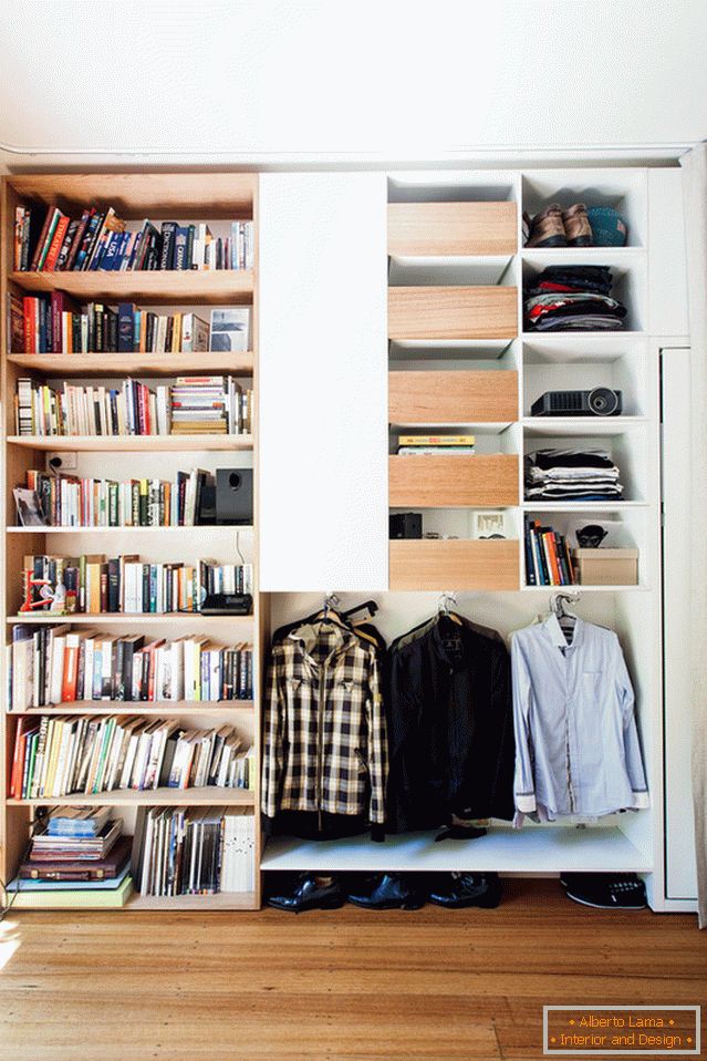 Garderob za knjige i odeću