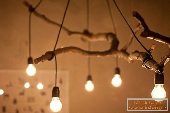 Kako napraviti plafonsku lampu sa drveta s vlastitim rukama