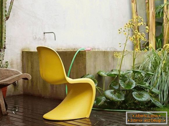 Žuta pantonska stolica