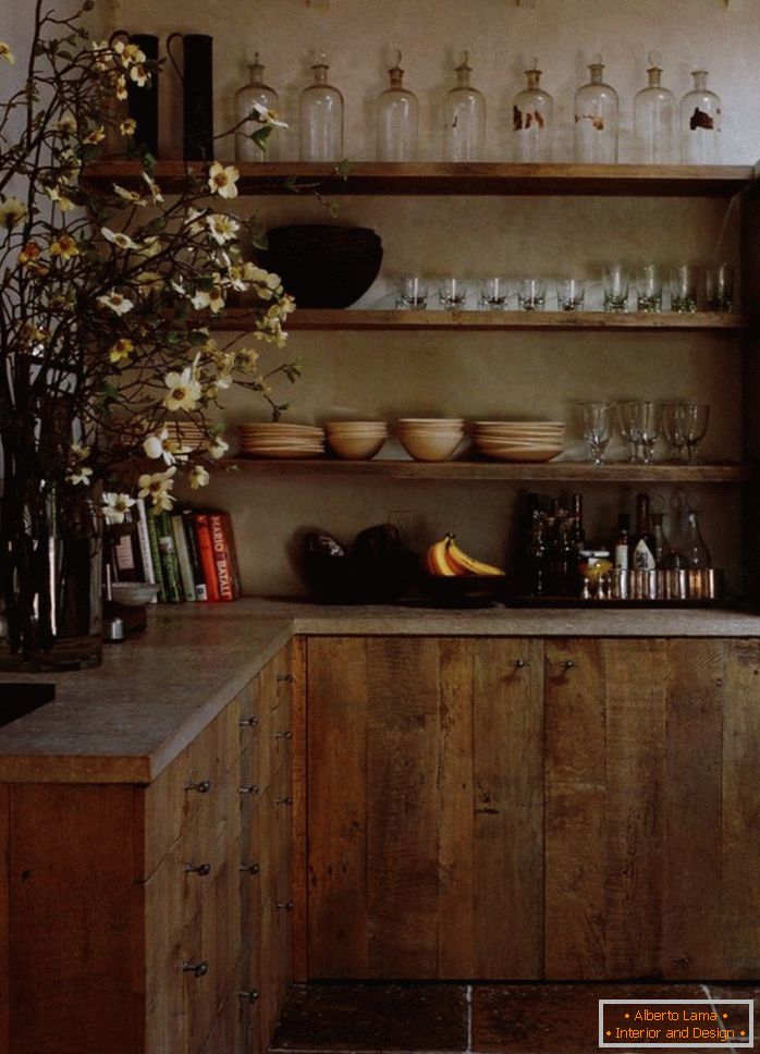 Drveni kuhinjski set