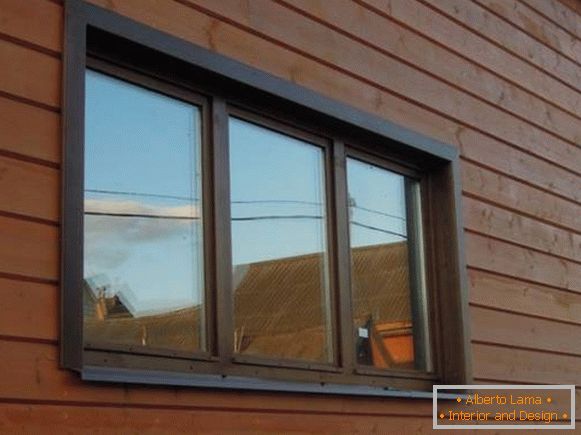 Platnice za prozore u drvnoj kući, foto 12