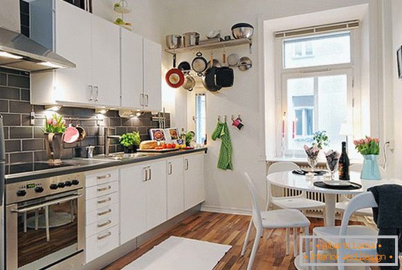 Kuhinja u malom stanu u Švedskoj