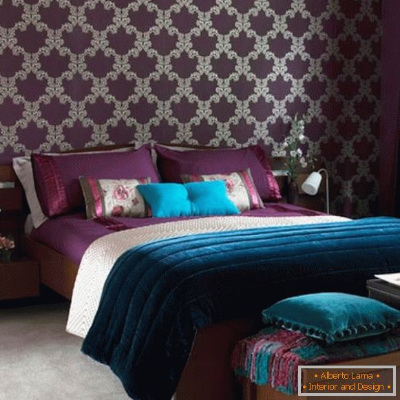Dizajn spavaće sobe u luksuznim bojama