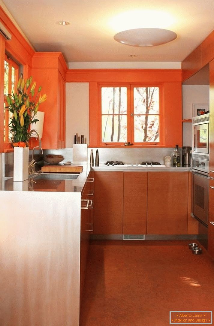 Zidovi oslikani narandžastom bojom