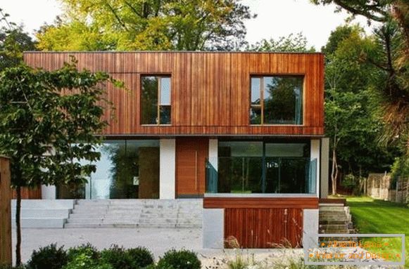 Predivan dizajn fasade privatne kuće - fotografija dvospratne kuće