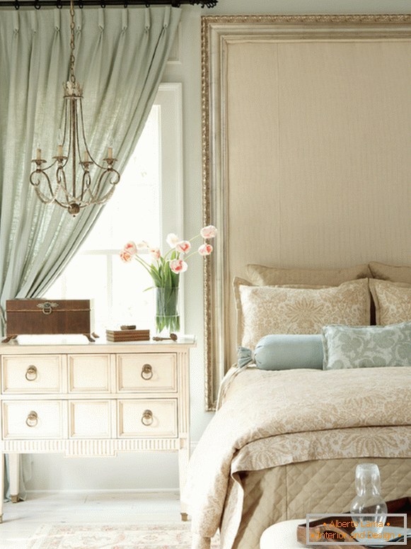 klasična posteljina-bela