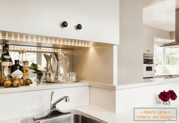 Dodatno osvjetljenje u kuhinji - osvetljenje radne površine u kuhinji sa LED trakom