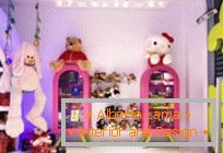 Радужный интерьер в магазине игрушек Pilarova priča, Барселона