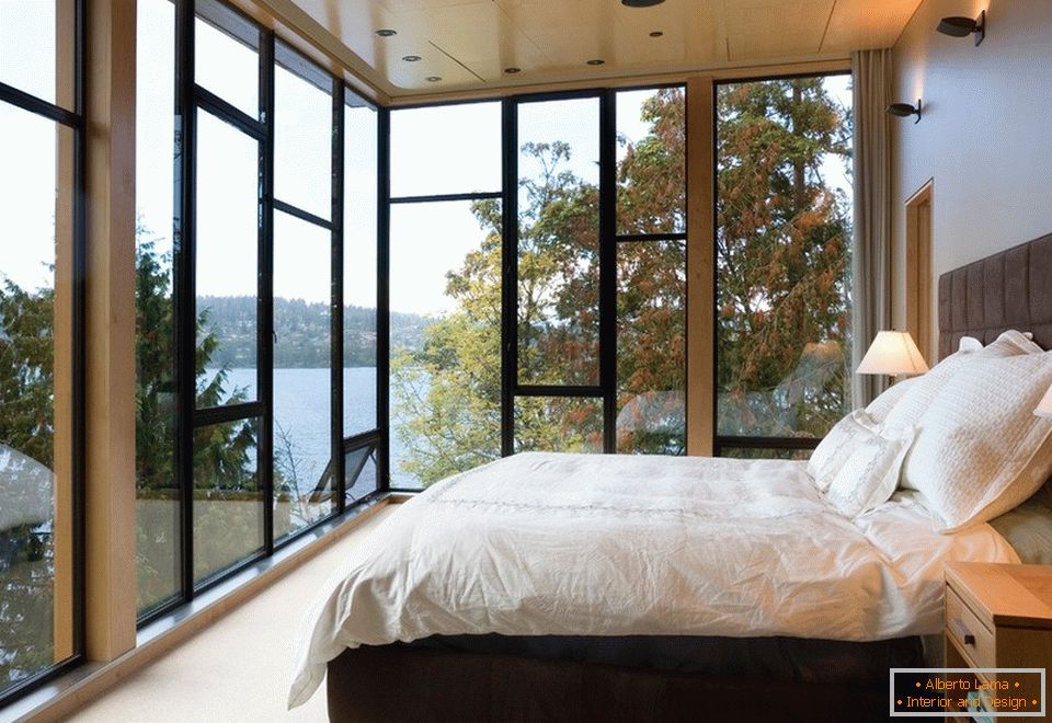 Spavaća soba s panoramskim prozorima
