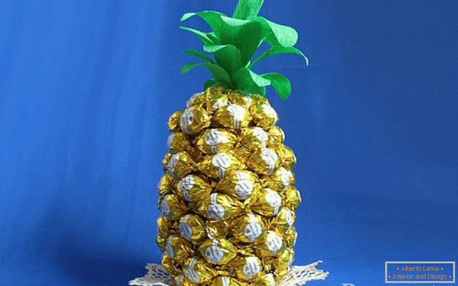 Ananas iz slatkiša