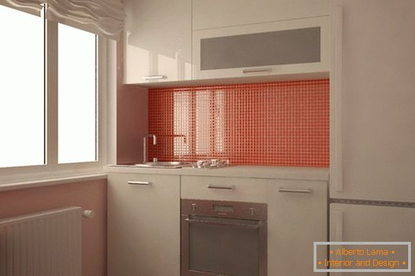 Kuhinja u bijeloj boji sa narančastim akcentima