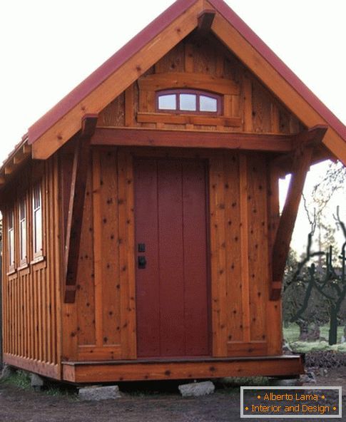 Mala drvena kuća
