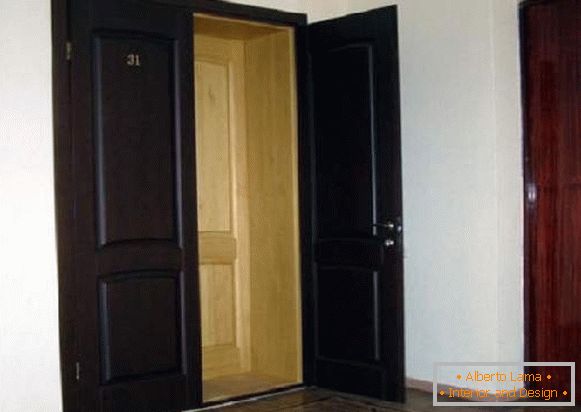 drvena ulazna vrata za apartmane, foto 31