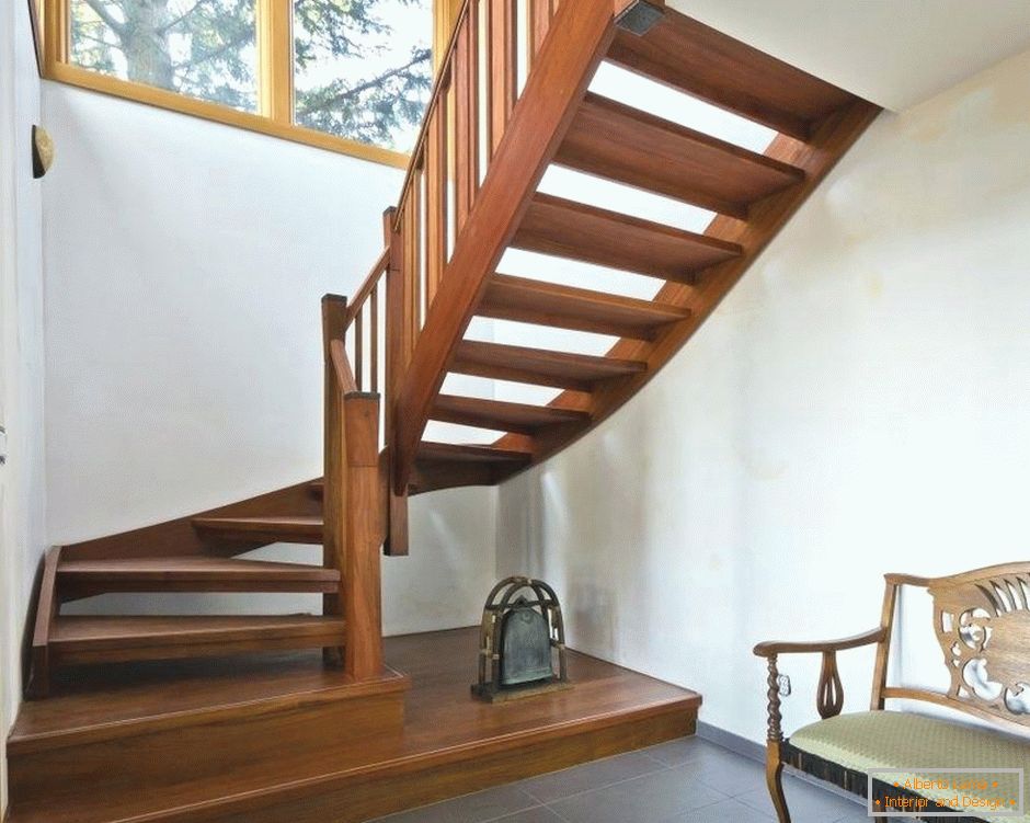 Čvrste hrastove stepenice