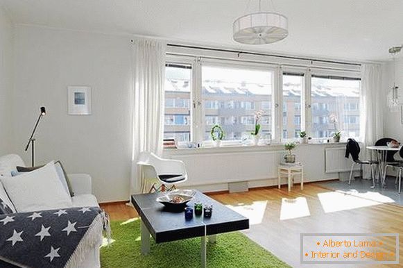 Dizajniran apartman površine 44 kvadratna metra. m. в скандинавском стиле