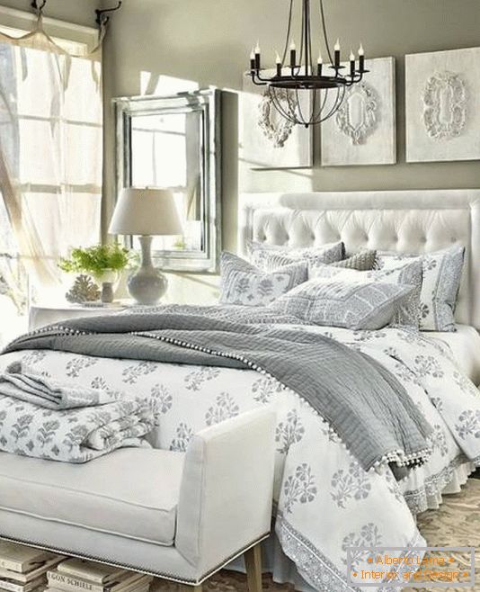 Luksuzna spavaća soba u neutralnim bojama