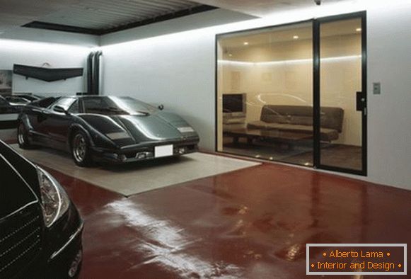 Izuzetna garaža za luksuzne automobile