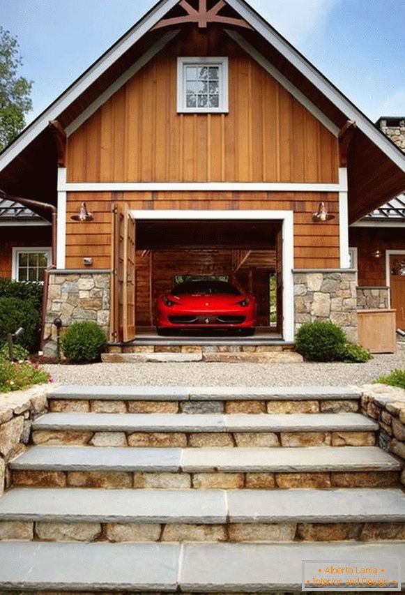 Klasična garaža za automobil