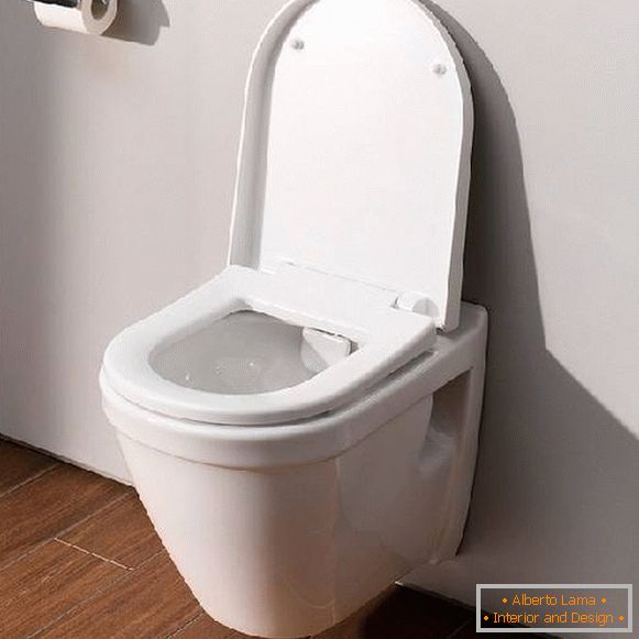 Bezbojkovo toalet, foto 13