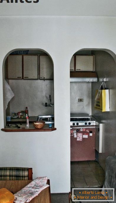 Kuhinja je prije renoviranja odvojena od dnevnog boravka