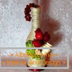 Flaša sa dekorom od voća i bokalija