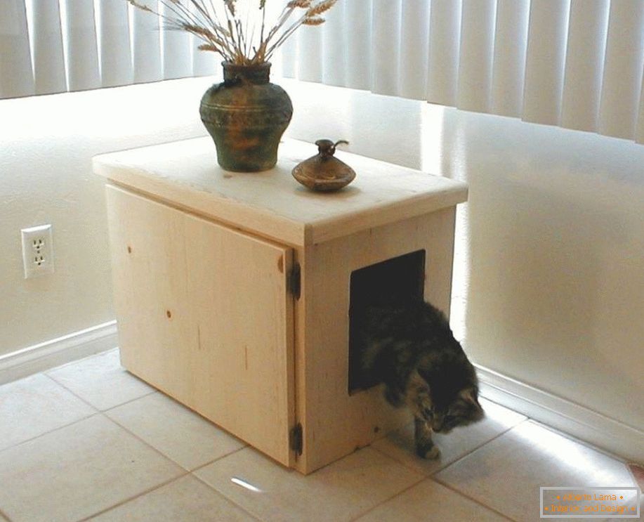 Kuća mačka iz kutija