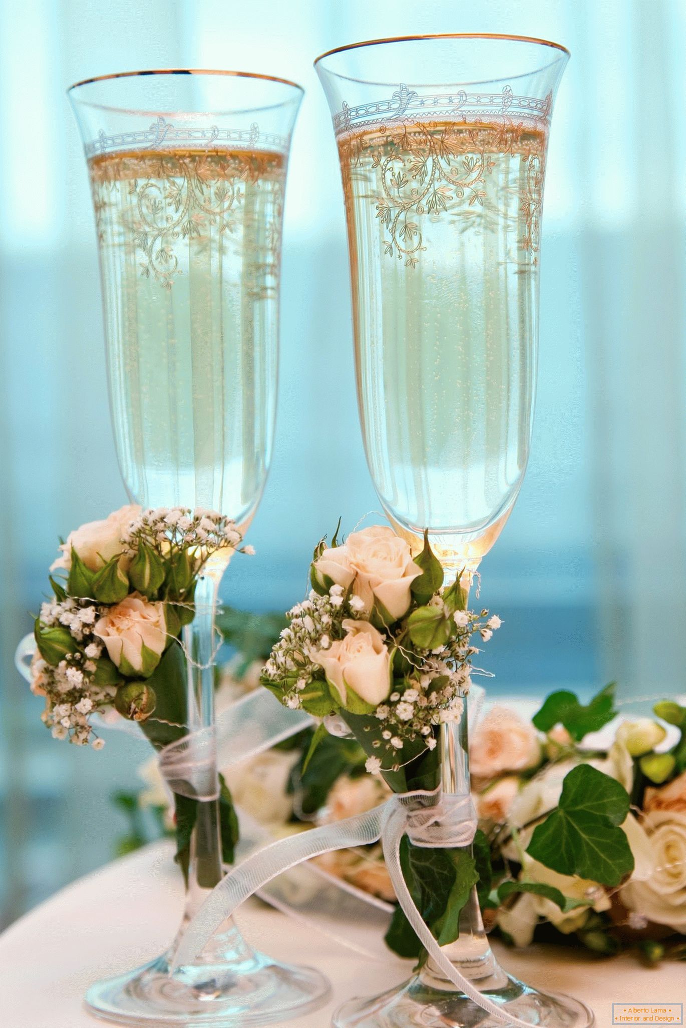 Venčane naočare sa umjetnim cvijećem