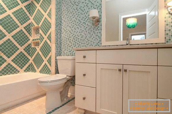 Prekrasan kupatilski dekor s pločicama - fotografije najboljih ideja