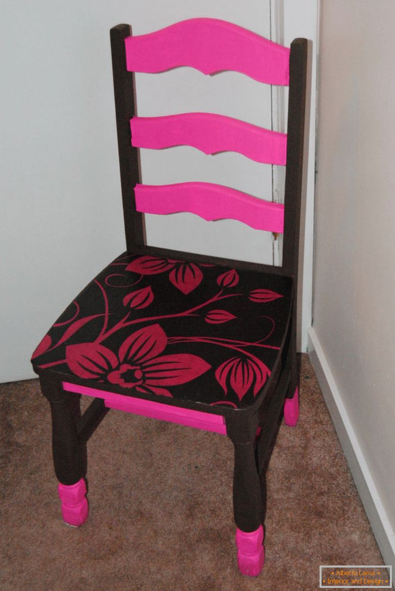 roze i braon boje-decoupage-stolice