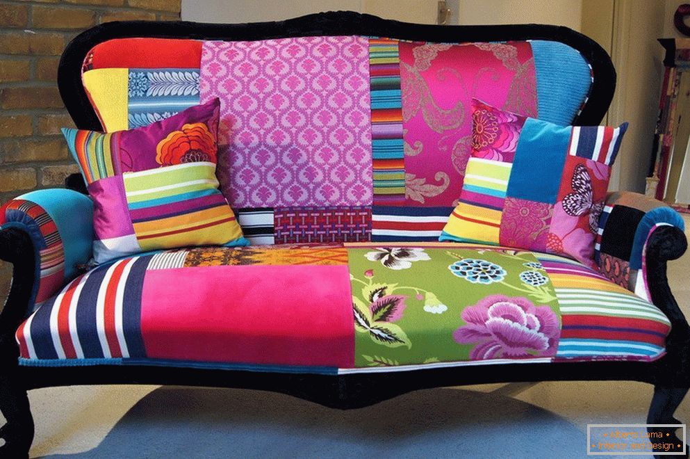Sofa u patchwork stilu