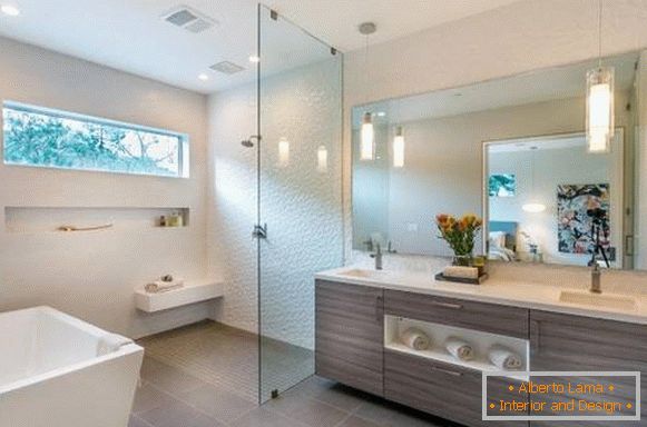Moderno kupatilo u dizajnu privatne kuće
