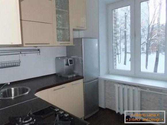 Izrada malih apartmana Hruščov - mala kuhinja 5 m2