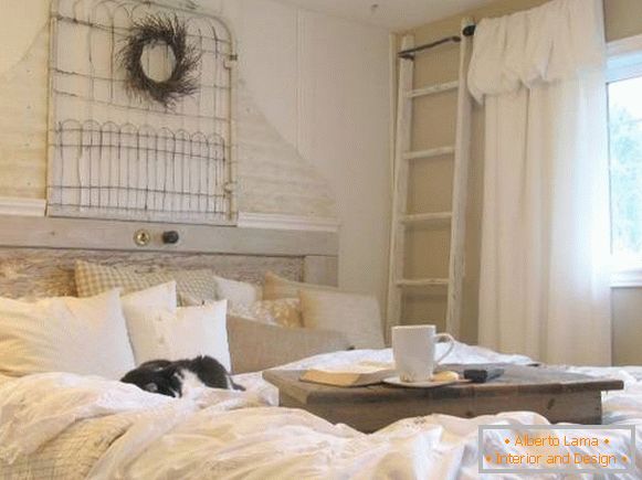 Antique rustikalni stil spavaće sobe