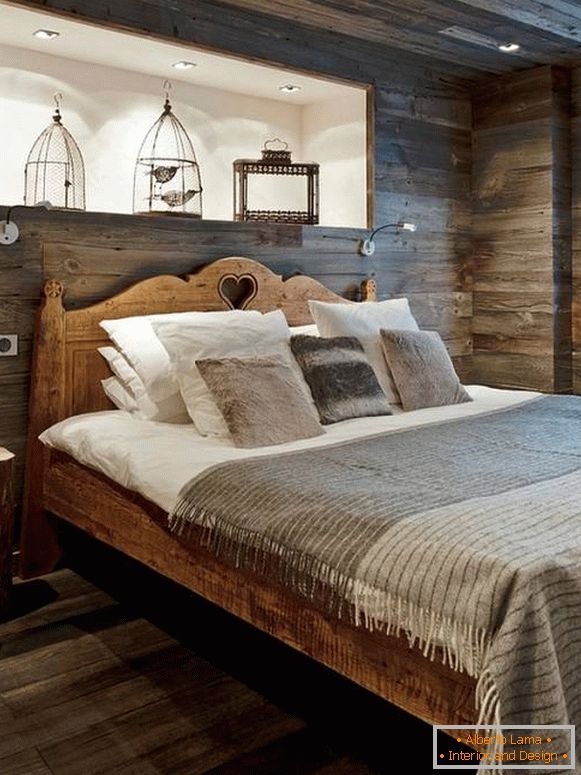 Spavaća soba sa drvenim stilom