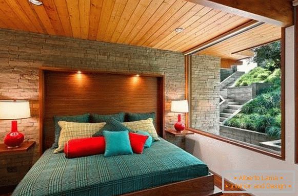 Moderna spavaća soba u minimalističkom stilu