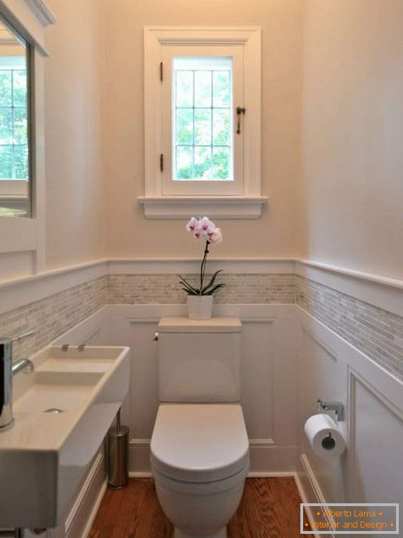 Dizajn malog toaleta s umivaonikom u privatnoj kući