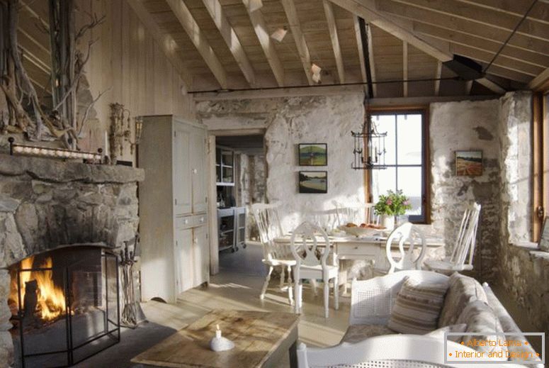 country-rustic-farmhouse-decor-living-room-white-wash-walls-fireplace-stone-house-neutral-cream-beige