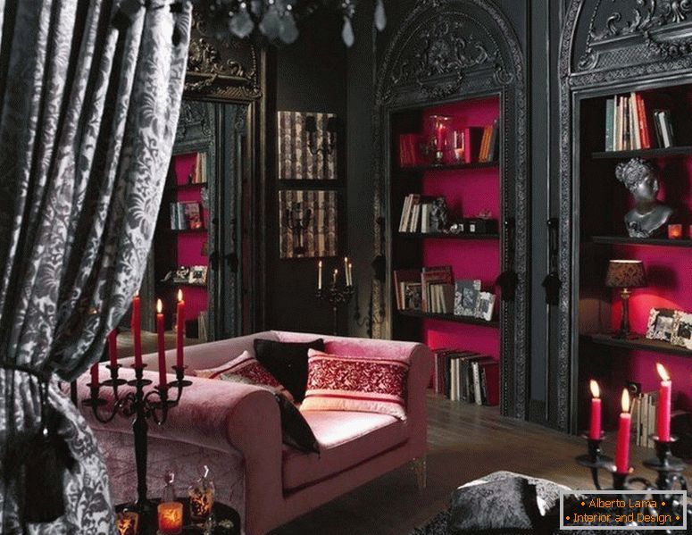 Tamni enterijer dnevne sobe u gotičkom stilu