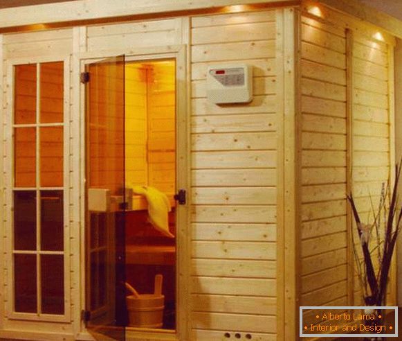 Sauna u unutrašnjosti privatne kuće - izaberite staklena vrata