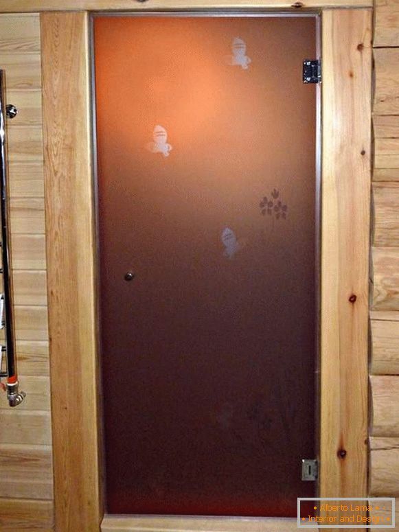 Izabrali smo kvalitetna staklena vrata za saunu i kupatilo