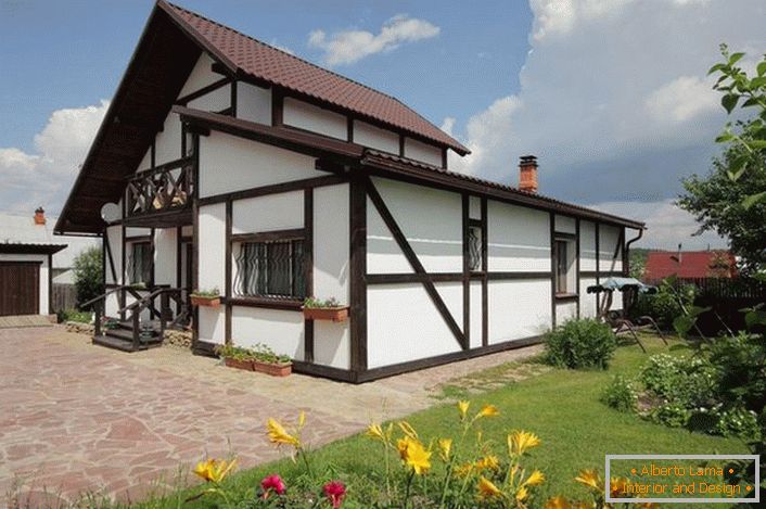 Mala kuća u skandinavskom stilu privlači pogled sa svojom lepotom i rustikalnim šikama.