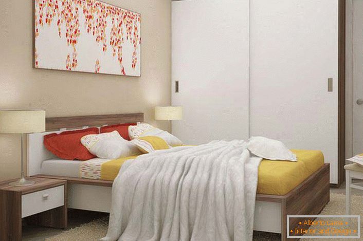 Laconski i funkcionalni modularni nameštaj je pravi izbor za malu spavaću sobu.