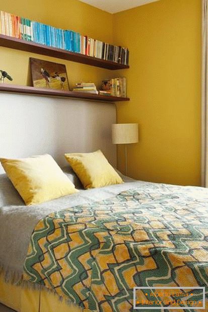 Dizajn spavaće sobe u žutoj boji