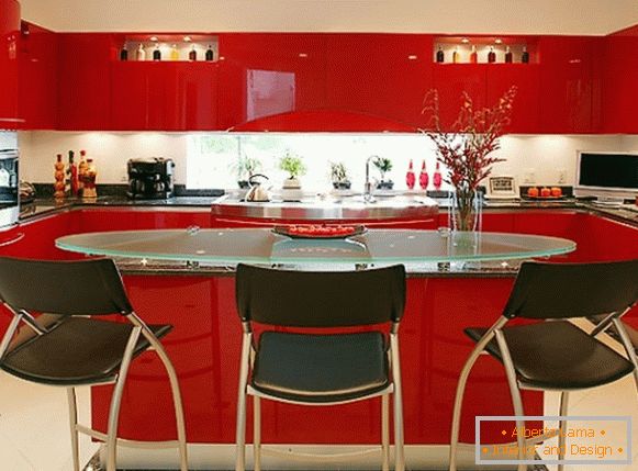 Kuhinja u crvenim tonovima fotografija 24